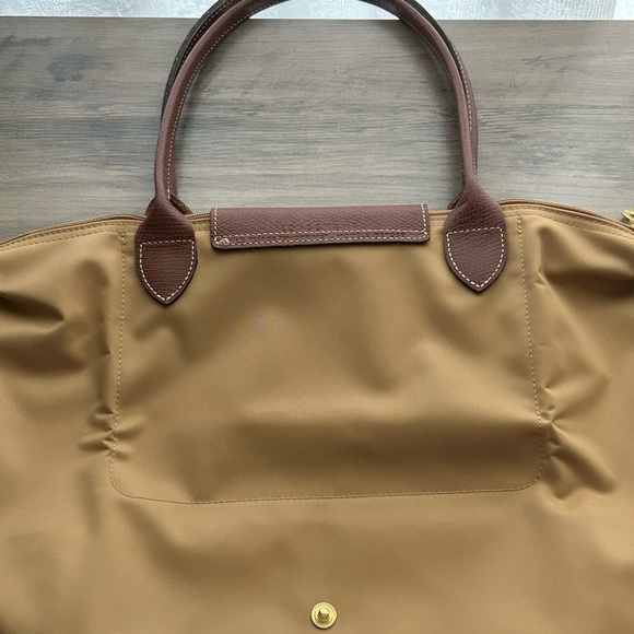 Longchamp Le Pliage Medium Nylon Shoulder Tote-Fawn with Brown Leather Handles - Picture 7 of 16